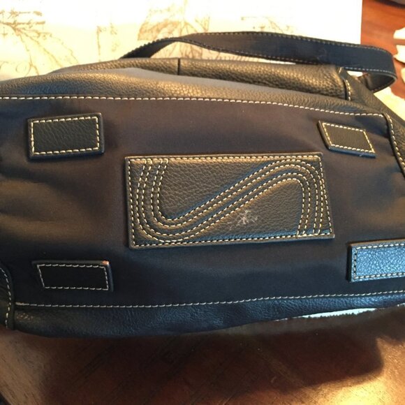 The Sak Super Soft Leather Bag - Picture 4 of 8